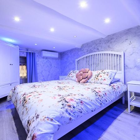 La Magnifica Napoli Apartments White House מראה חיצוני תמונה