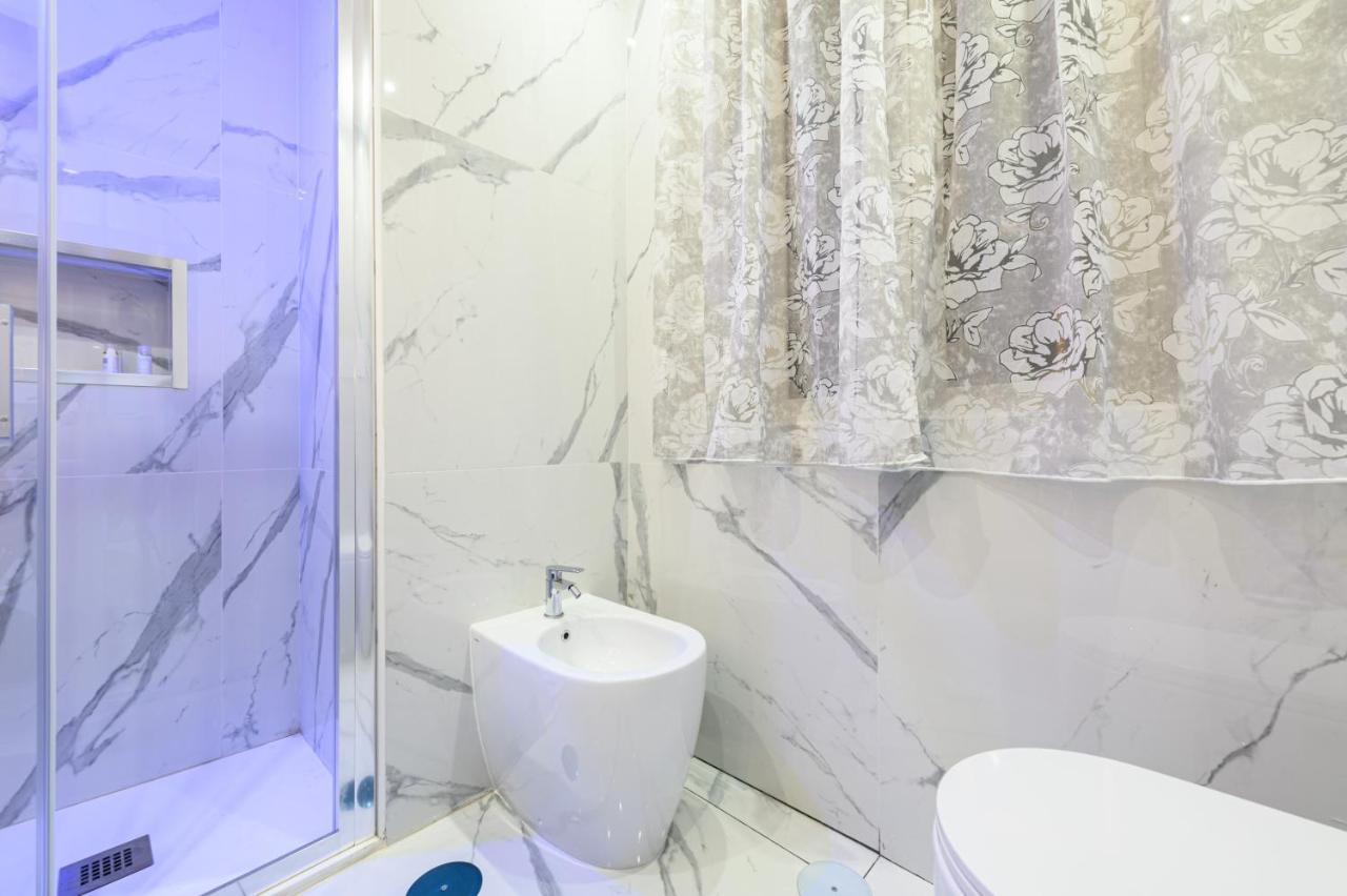 La Magnifica Napoli Apartments White House מראה חיצוני תמונה