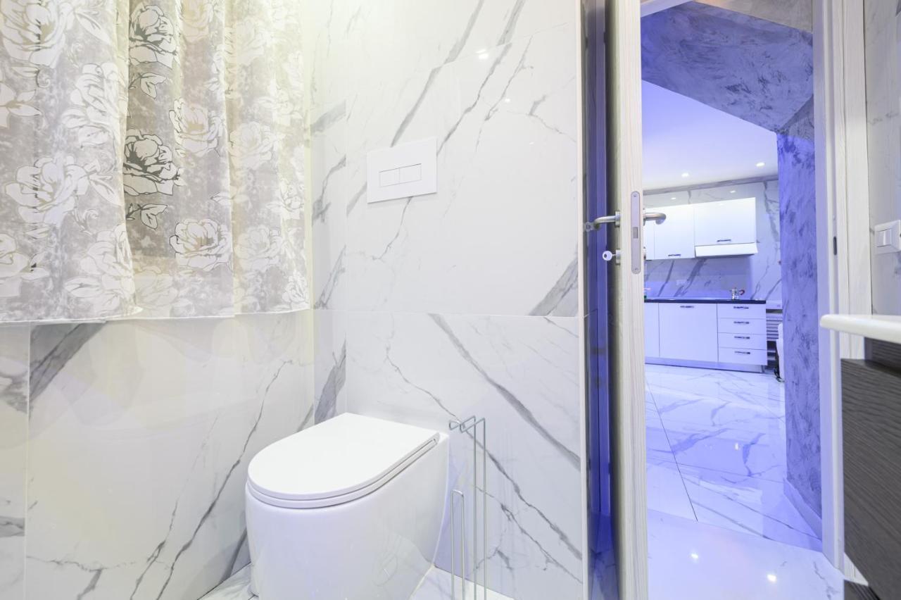 La Magnifica Napoli Apartments White House מראה חיצוני תמונה